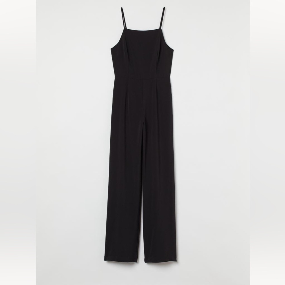 H&M Sleeveless Jumpsuit - black